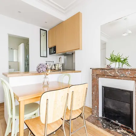Charming Near Place D'italie - 1bdr 2p דירה